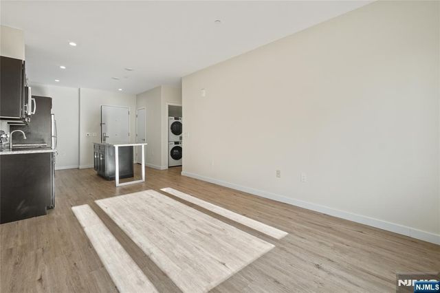 69 Main Street 1503, Fort Lee, NJ 07024