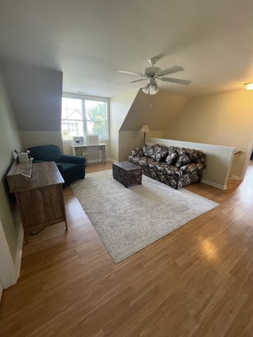 2885 Sutherland Dr, Thompsons Station, TN 37179