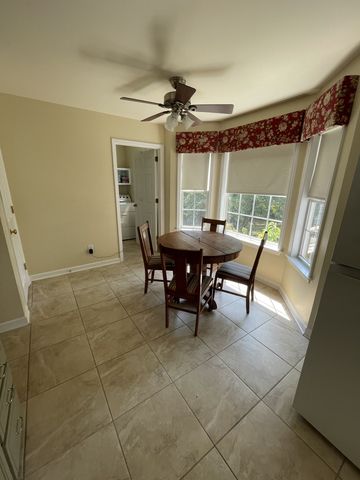 2885 Sutherland Dr, Thompsons Station, TN 37179