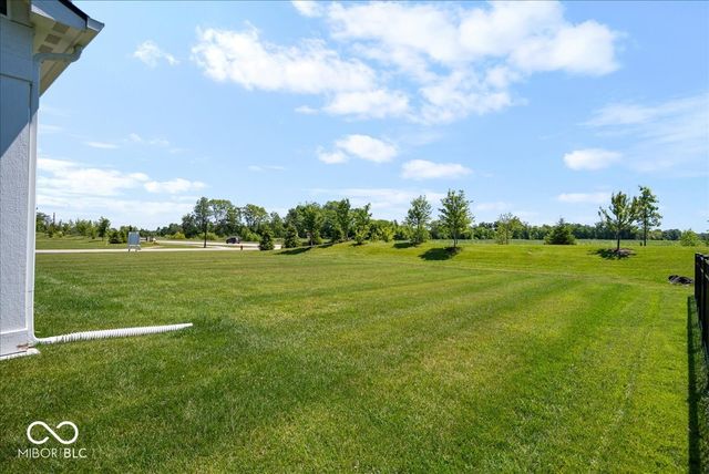 6915 Seabiscuit Road, Whitestown, IN 46075