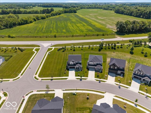 6915 Seabiscuit Road, Whitestown, IN 46075