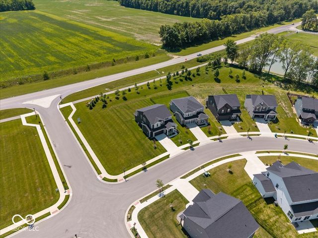 6915 Seabiscuit Road, Whitestown, IN 46075