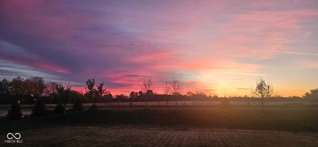 6915 Seabiscuit Road, Whitestown, IN 46075