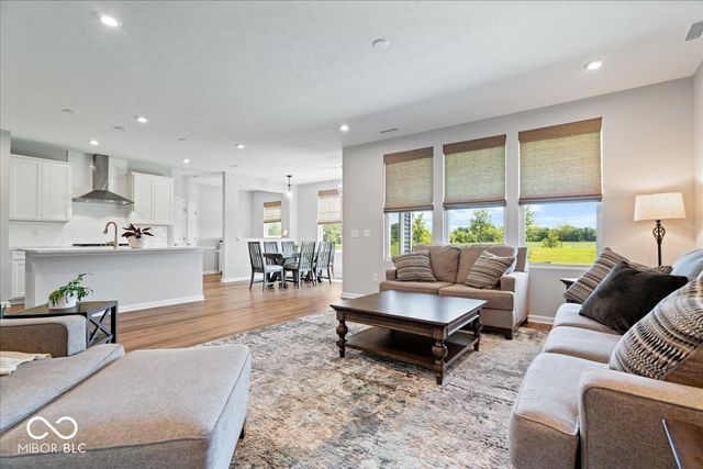 6915 Seabiscuit Road, Whitestown, IN 46075