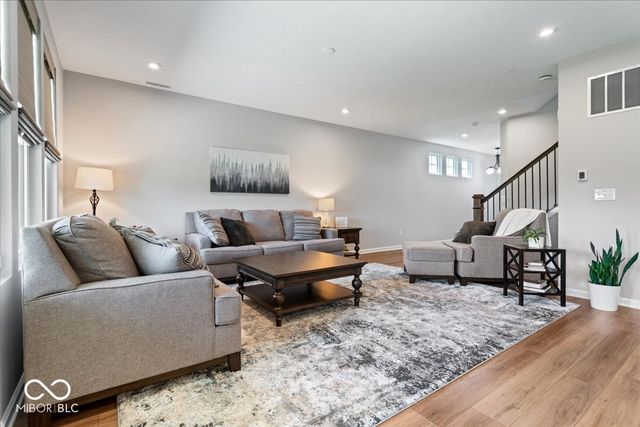 6915 Seabiscuit Road, Whitestown, IN 46075