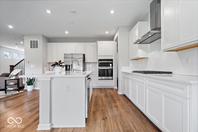 6915 Seabiscuit Road, Whitestown, IN 46075