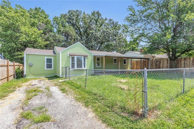 6706 Dr Martin L King, Jr Boulevard, Kansas City, MO 64129