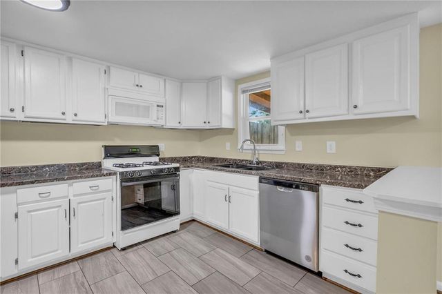 6706 Dr Martin L King, Jr Boulevard, Kansas City, MO 64129