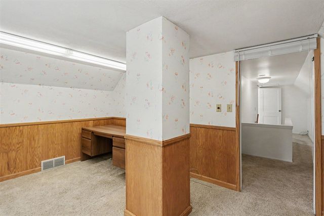 2901 Hartline Drive, Rochester Hills, MI 48309
