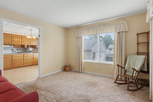 2901 Hartline Drive, Rochester Hills, MI 48309