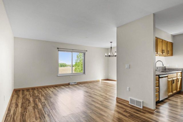 2217 Lincoln Avenue, Stoughton, WI 53589