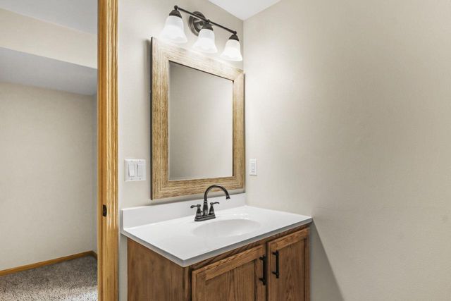2217 Lincoln Avenue, Stoughton, WI 53589