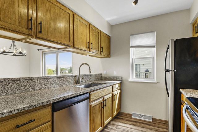 2217 Lincoln Avenue, Stoughton, WI 53589