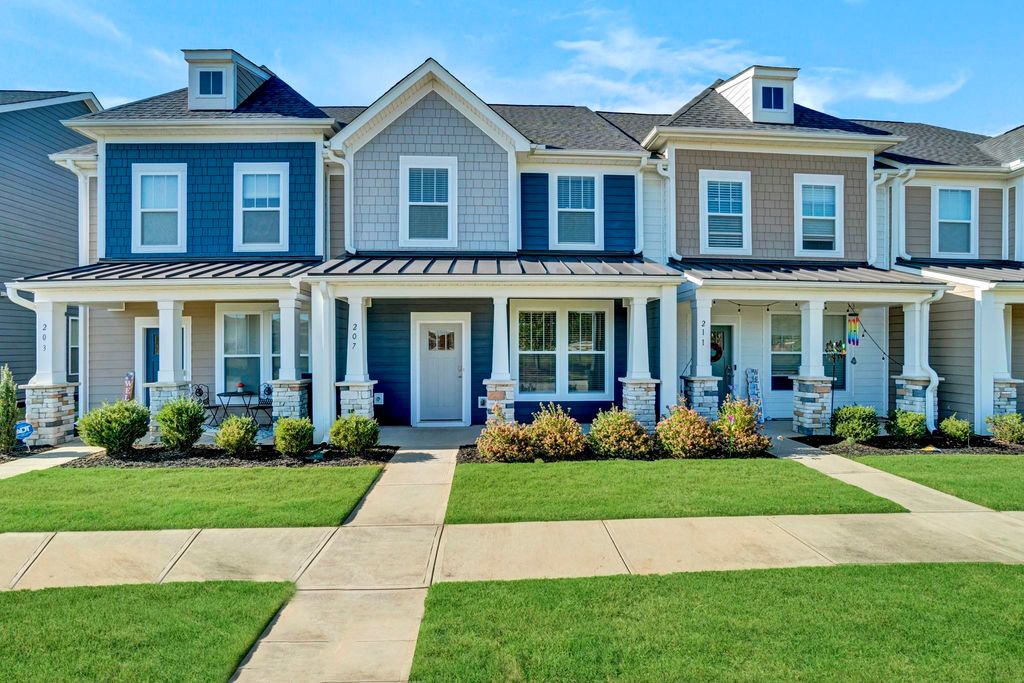 207 Dalmatian Drive, Spartanburg, SC 29307