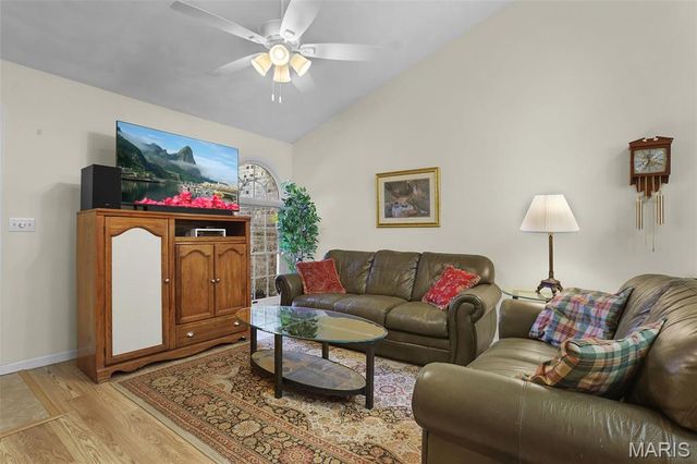 1206 University Drive, Edwardsville, IL 62025