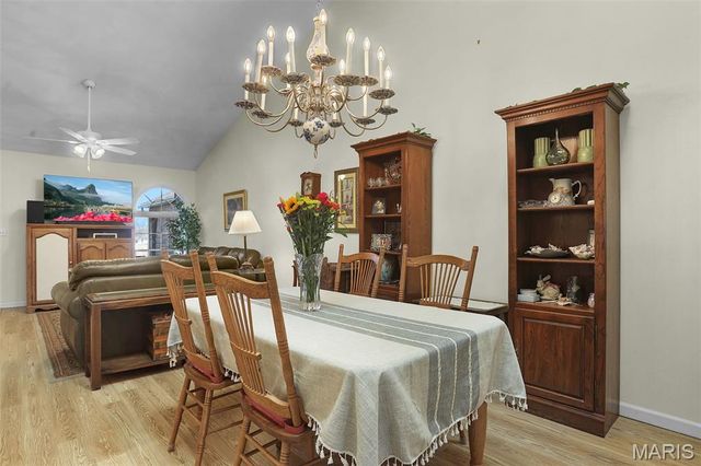 1206 University Drive, Edwardsville, IL 62025