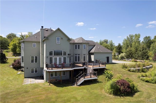 4020 Deer Crossing, Pompey, NY 13104