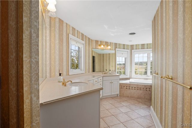 4020 Deer Crossing, Pompey, NY 13104