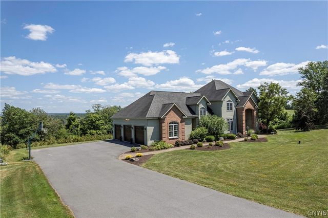 4020 Deer Crossing, Pompey, NY 13104