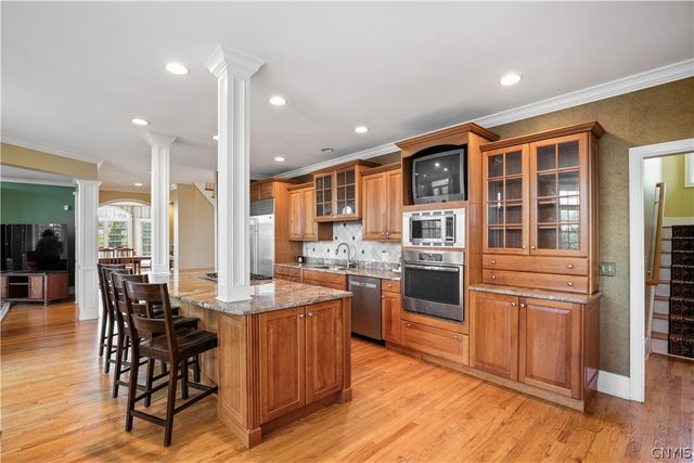 4020 Deer Crossing, Pompey, NY 13104