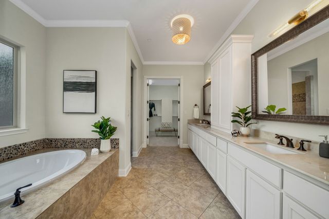 9890 Vita Dolce Court, Frisco, TX 75035