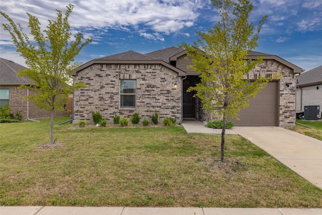 6405 Graceland Drive, Greenville, TX 75402