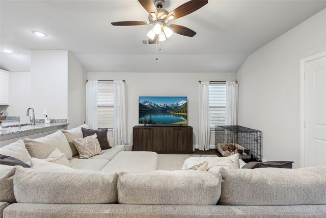 6405 Graceland Drive, Greenville, TX 75402