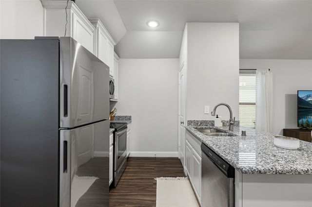 6405 Graceland Drive, Greenville, TX 75402