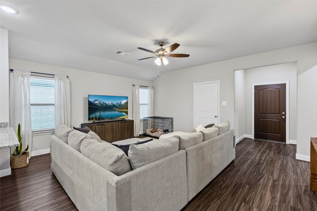 6405 Graceland Drive, Greenville, TX 75402