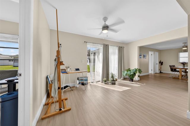 8950 NW 13th Street, Plantation, FL 33322