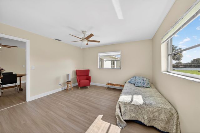 8950 NW 13th Street, Plantation, FL 33322