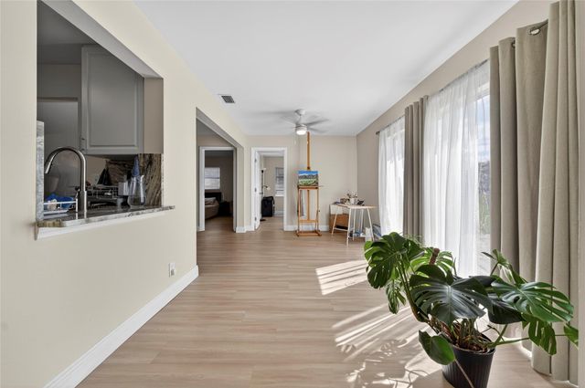 8950 NW 13th Street, Plantation, FL 33322