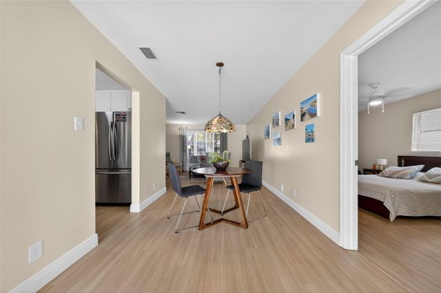 8950 NW 13th Street, Plantation, FL 33322