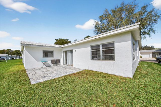 8950 NW 13th Street, Plantation, FL 33322