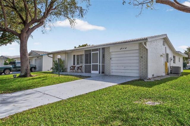 8950 NW 13th Street, Plantation, FL 33322