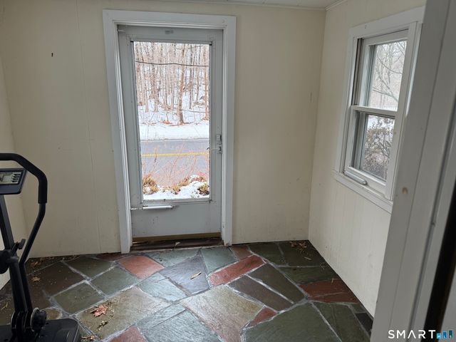 316 South Road, Farmington, CT 06032