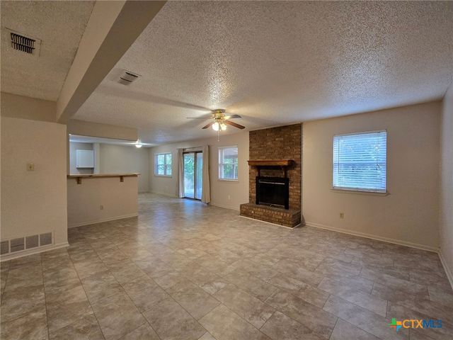 421 Carothers Street, Copperas Cove, TX 76522