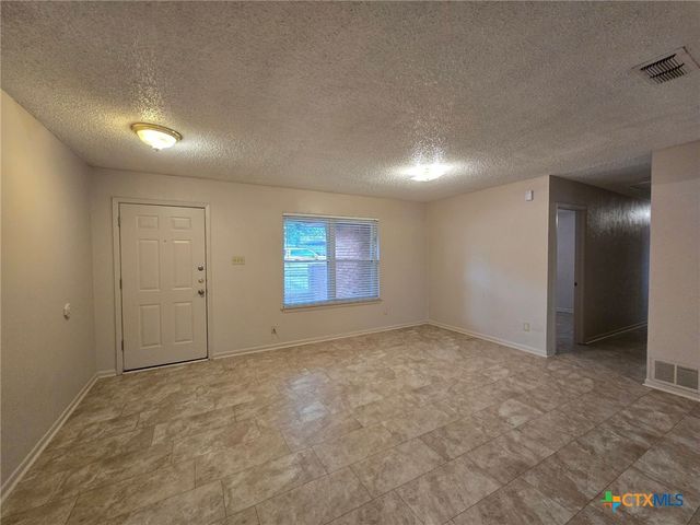 421 Carothers Street, Copperas Cove, TX 76522