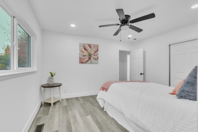 2448 E 8th St, Stockton, CA 95205