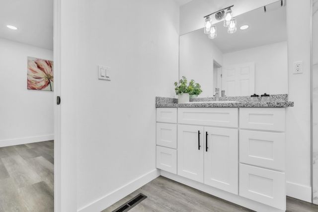 2448 E 8th St, Stockton, CA 95205