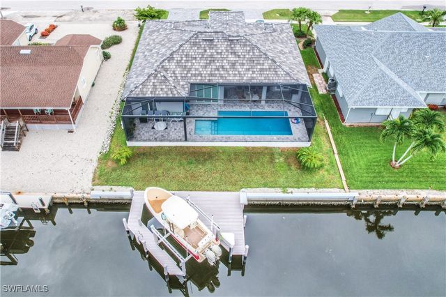 1641 Orleans CT, Marco Island, FL 34145