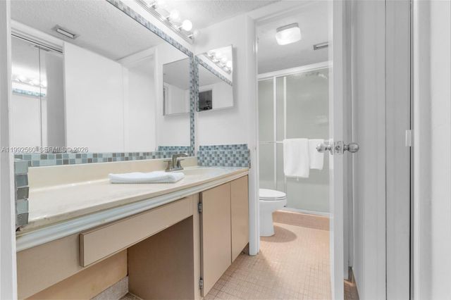 1021 Mockingbird Lane 302, Plantation, FL 33324