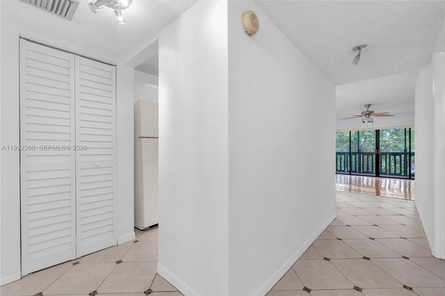 1021 Mockingbird Lane 302, Plantation, FL 33324