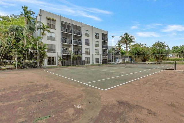 1021 Mockingbird Lane 302, Plantation, FL 33324