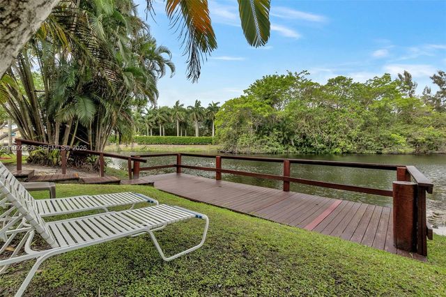 1021 Mockingbird Lane 302, Plantation, FL 33324