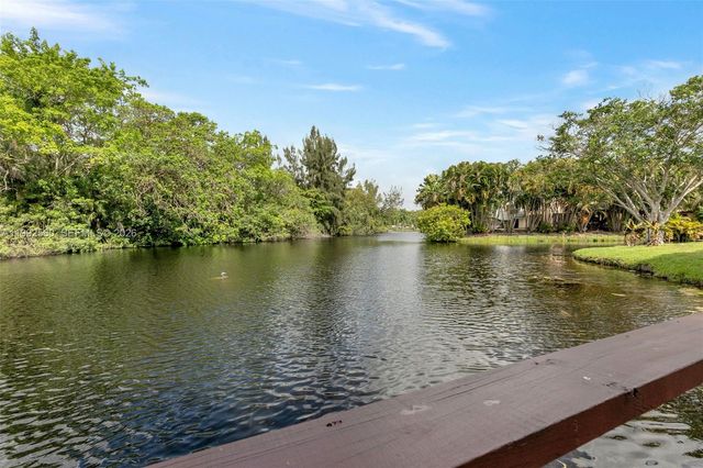 1021 Mockingbird Lane 302, Plantation, FL 33324