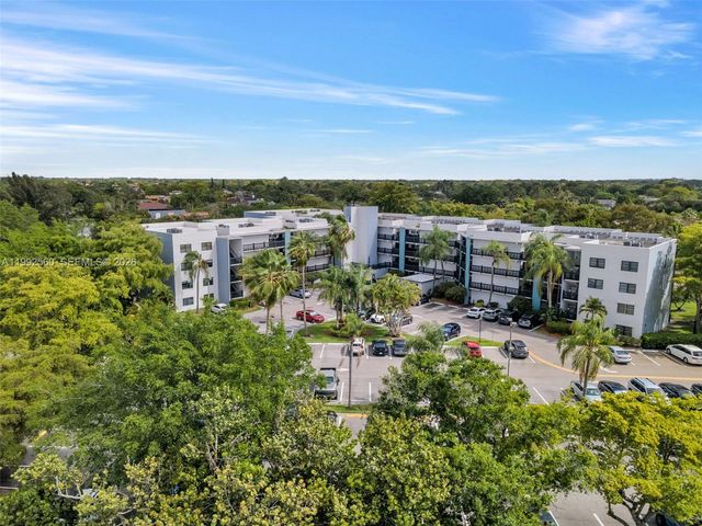 1021 Mockingbird Lane 302, Plantation, FL 33324