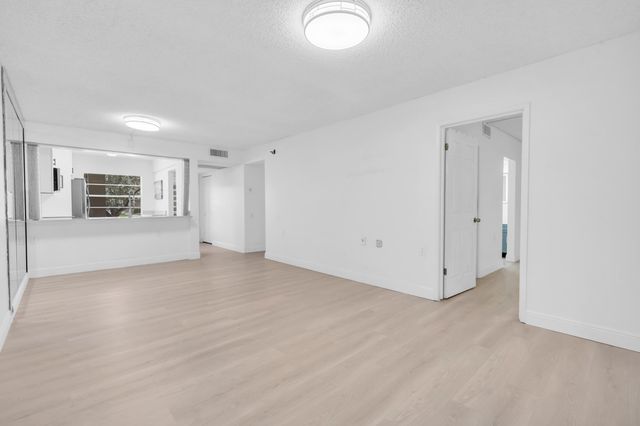 1102 Bahama Bend C1, Coconut Creek, FL 33066