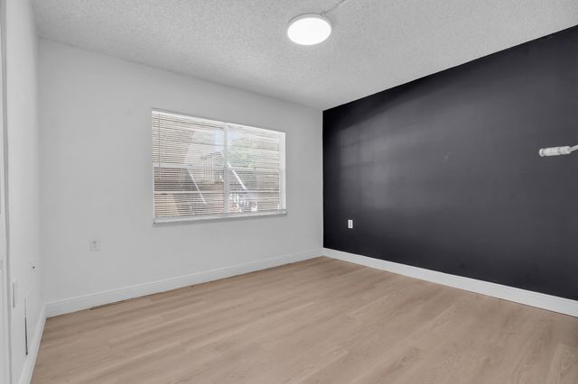 1102 Bahama Bend C1, Coconut Creek, FL 33066