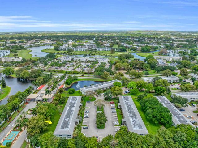 1102 Bahama Bend C1, Coconut Creek, FL 33066